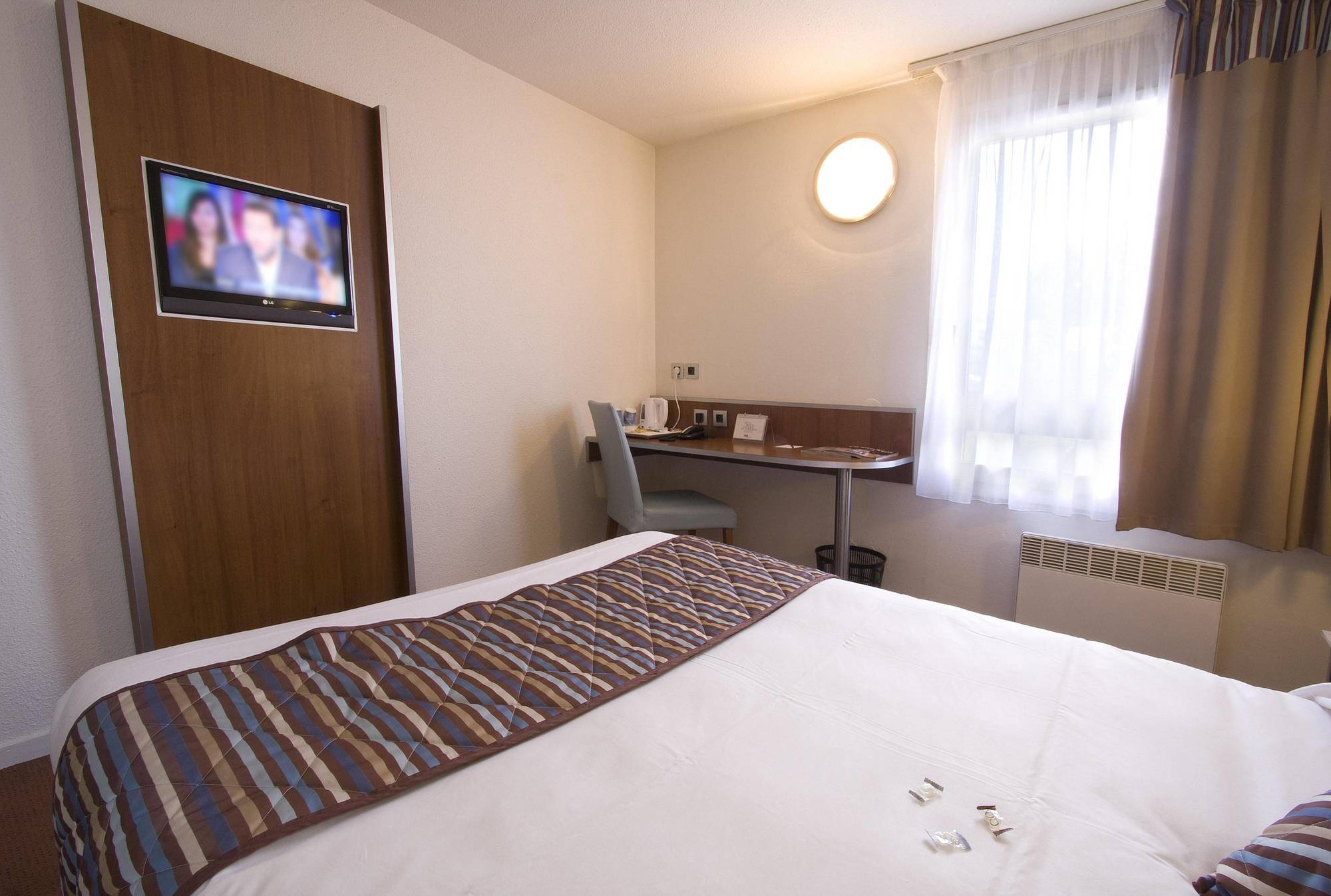 Comfort Hotel Linas - Montlhery Exterior photo