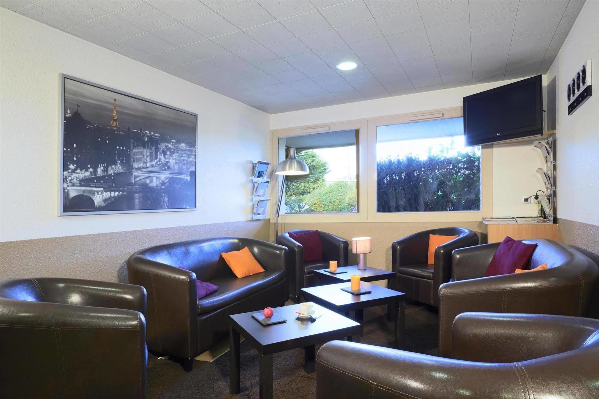 Comfort Hotel Linas - Montlhery Exterior photo